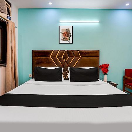 Hotel O Silver Key Kd Plaza Near Saket Metro Station New Delhi Eksteriør bilde