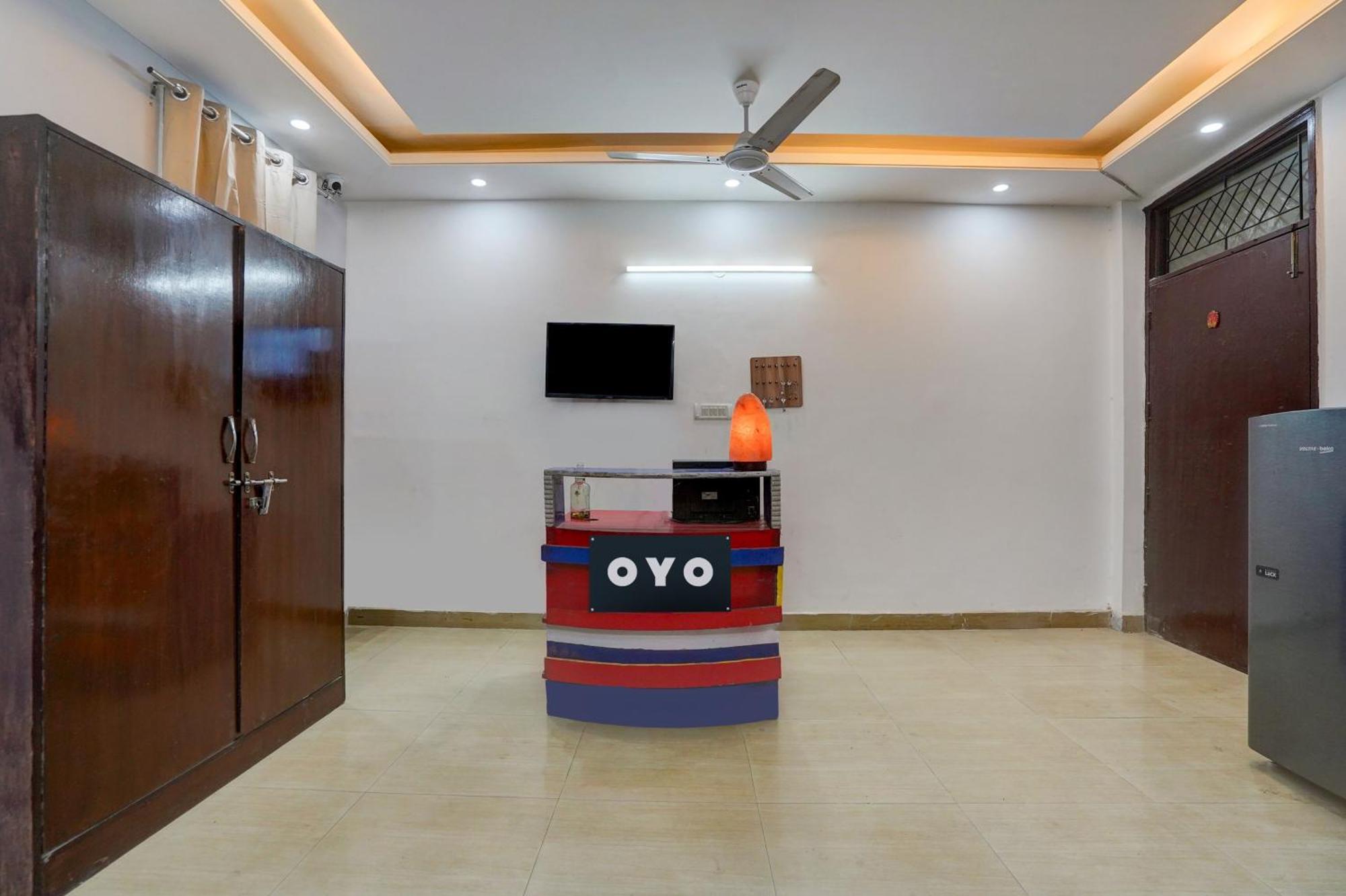 Hotel O Silver Key Kd Plaza Near Saket Metro Station New Delhi Eksteriør bilde